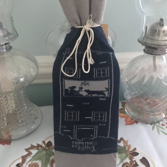 Primitives by Kathy "You're Not Drinking Alone If Your Cat..." Bottle Sock NWT - Picture 5 of 5